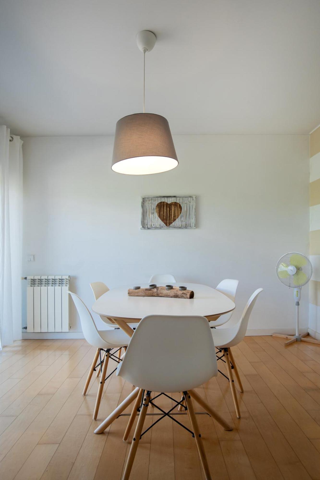 Modern 2-bedroom In Expo Lisboa